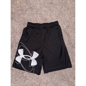 Under Armour Boys Black‎ and White Shorts